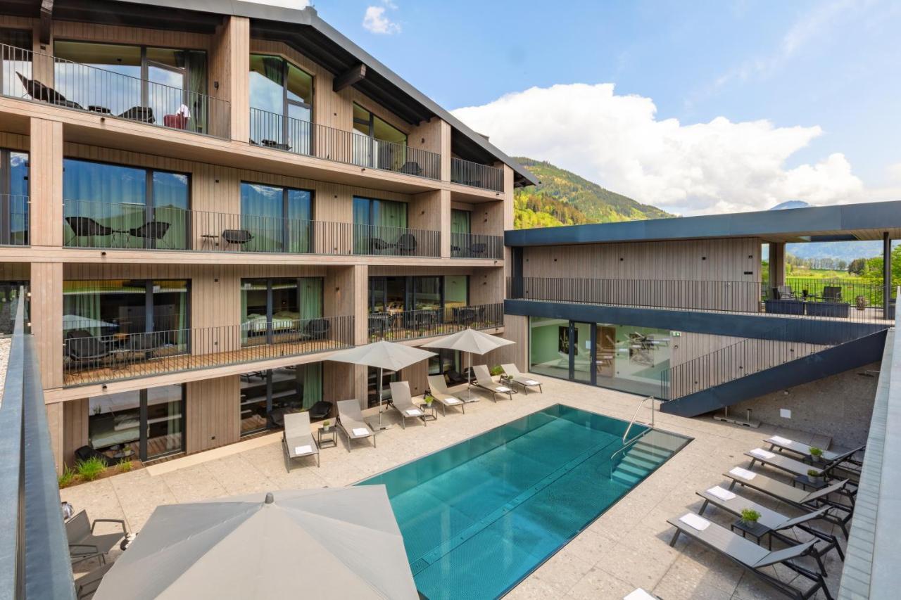 Emma Deluxe Aparthotel Ganzjaehrig Beheizter Aussenpool Piesendorf Buitenkant foto