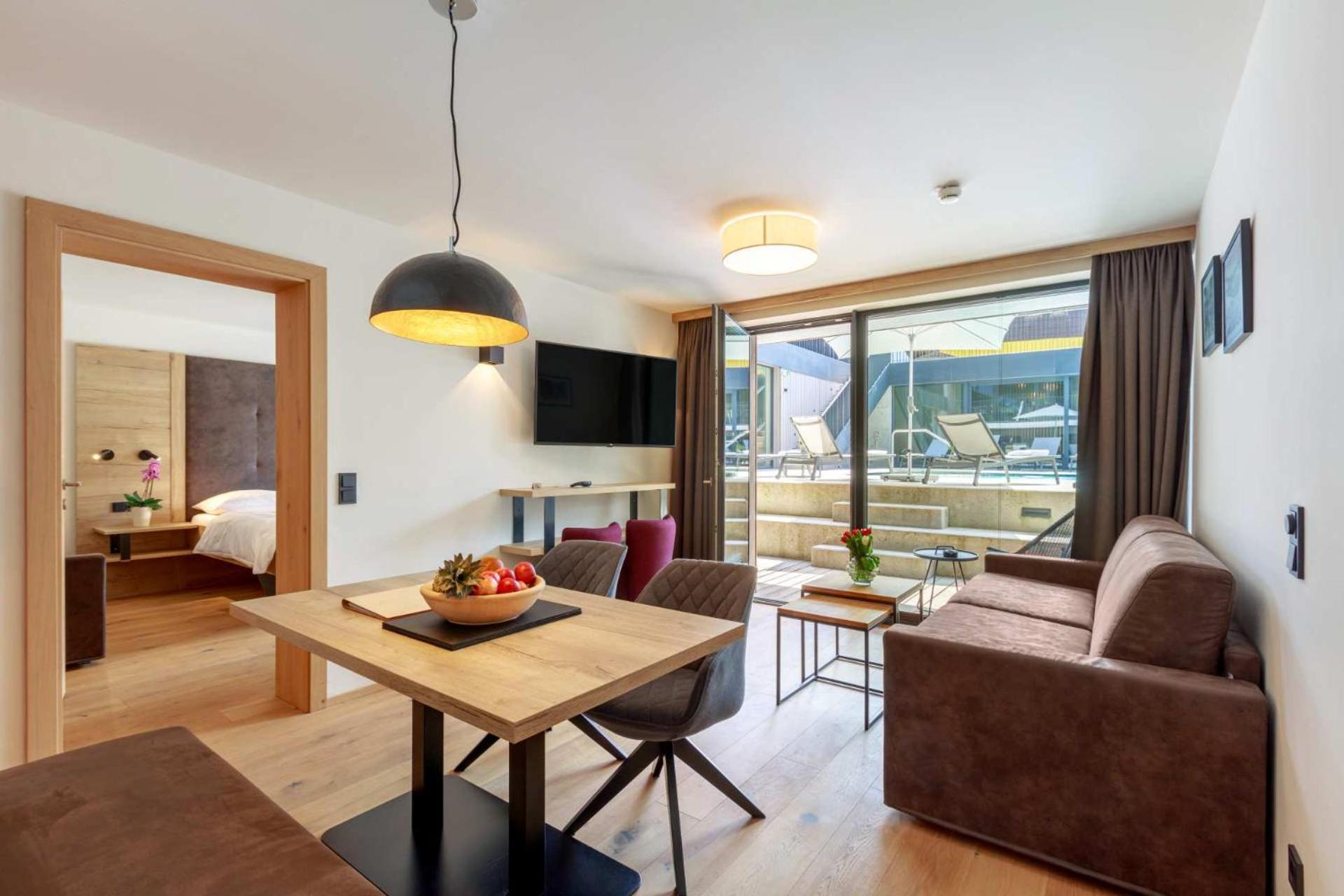 Emma Deluxe Aparthotel Ganzjaehrig Beheizter Aussenpool Piesendorf Kamer foto